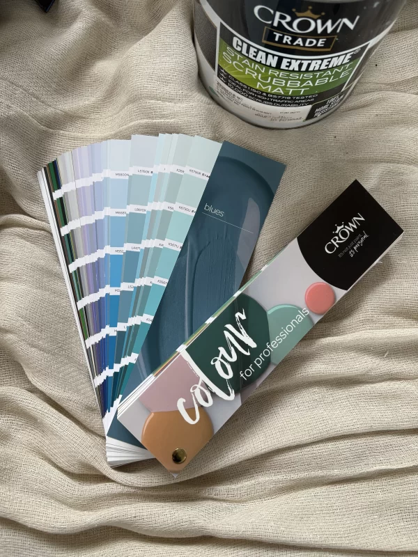 Crown Trade Colour Fan